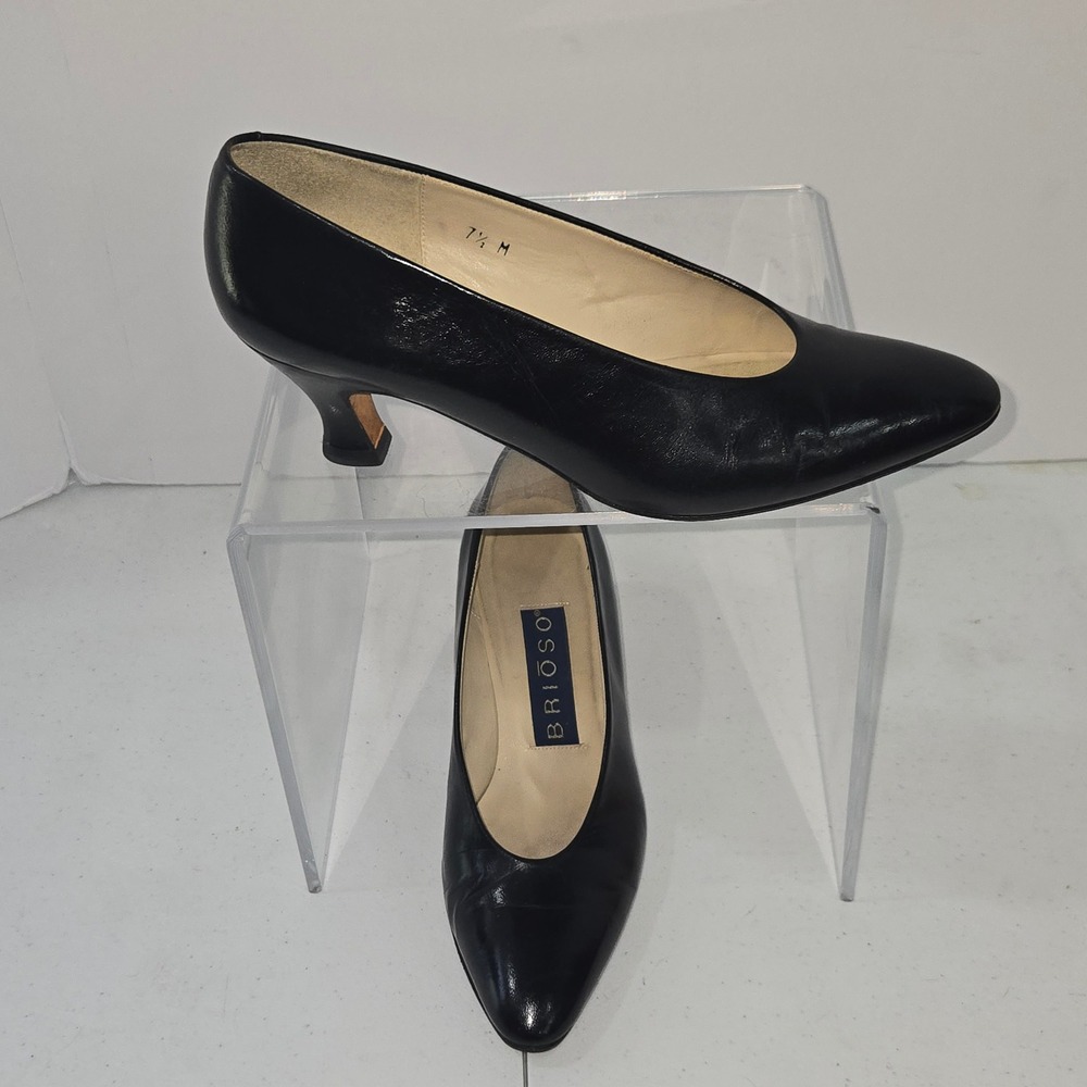 Brioso Black Leather Pointed Toe Kitten Heel Pumps Vibram Sole Womens Size 7.5M